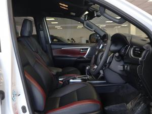 Toyota Fortuner 2.8GD-6 4x4 VX - Image 12