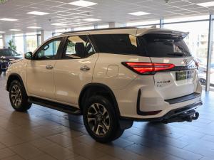 Toyota Fortuner 2.8GD-6 4x4 VX - Image 6