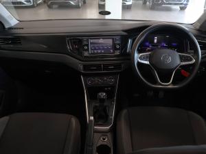 Volkswagen Polo hatch 1.0TSI Life manual - Image 11