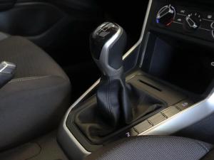 Volkswagen Polo hatch 1.0TSI Life manual - Image 17