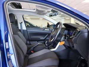 Volkswagen Polo hatch 1.0TSI Life manual - Image 20