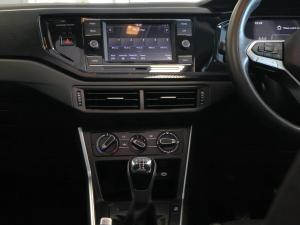 Volkswagen Polo hatch 1.0TSI Life manual - Image 22