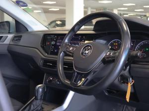 Volkswagen Polo hatch 1.0TSI Comfortline auto - Image 15