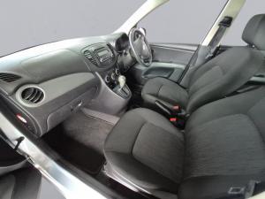 Hyundai i10 1.25 GLS/FLUID - Image 3