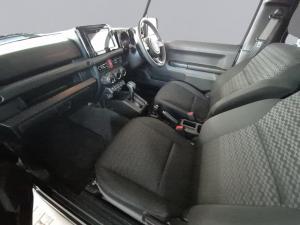Suzuki Jimny 1.5 GLX automatic - Image 3