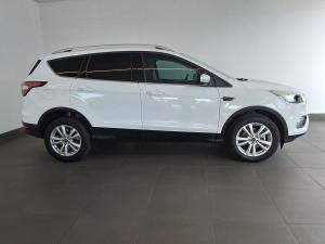 Ford Kuga 1.5T Ambiente auto - Image 4