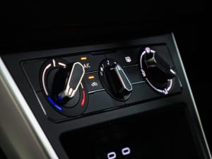 Volkswagen Polo hatch 1.0TSI Life manual - Image 8