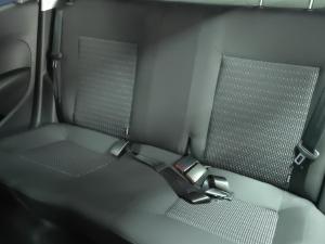 Volkswagen Polo Vivo hatch 1.4 Trendline - Image 6