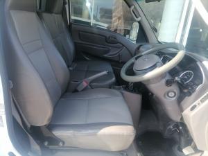 Hyundai H-100 Bakkie 2.6D deck (aircon) - Image 5