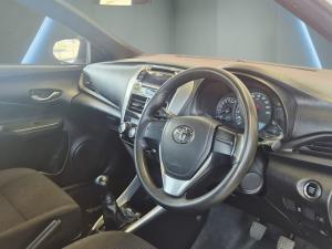 Toyota Yaris 1.5 Xi - Image 10