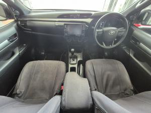 Toyota Hilux 2.8GD-6 Xtra cab 4x4 Legend auto - Image 6