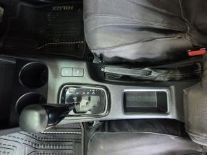 Toyota Hilux 2.8GD-6 Xtra cab 4x4 Legend auto - Image 9