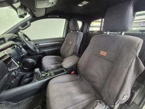 Toyota Hilux 2.8GD-6 Xtra cab 4x4 Legend auto - Image 11