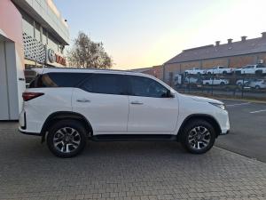 Toyota Fortuner 2.8GD-6 VX - Image 3