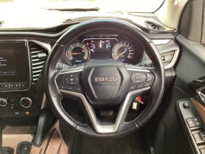 Isuzu mu-X 3.0TD LS 4x4 - Image 8