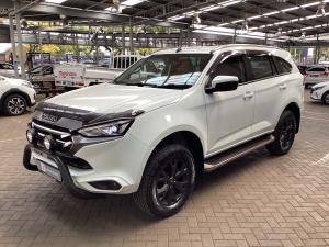 Isuzu mu-X 3.0TD LS 4x4 - Image 21