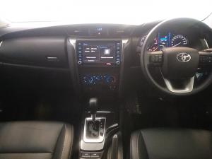 Toyota Fortuner 2.4GD-6 auto - Image 6