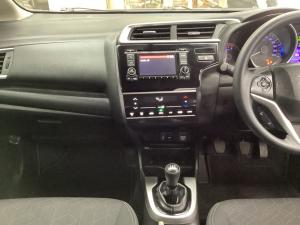 Honda WR-V 1.2 Comfort - Image 14