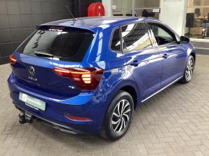 Volkswagen Polo hatch 1.0TSI Life manual - Image 2