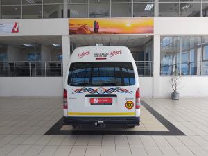 Toyota Hiace 2.5D-4D Ses-fikile 16-seater - Image 5