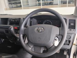 Toyota Hiace 2.5D-4D Ses-fikile 16-seater - Image 8