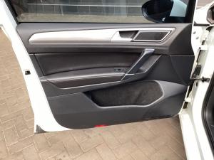 Volkswagen Golf SV 1.4TSI Comfortline - Image 25