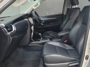 Toyota Fortuner 2.4GD-6 Raised Body automatic - Image 7
