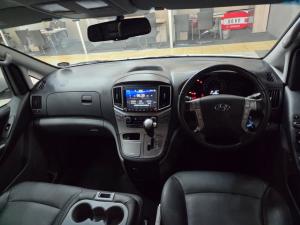 Hyundai H-1 2.5 Crdi A/T/ 2.5 Elite automatic - Image 6