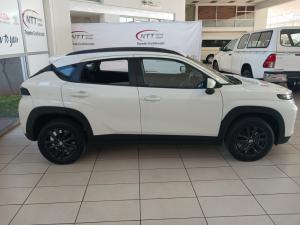 Toyota Starlet Cross 1.5Xs automatic - Image 3