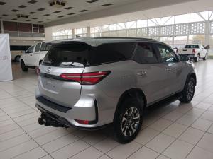 Toyota Fortuner 2.8GD-6 Raised Body automatic - Image 2