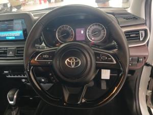 Toyota Starlet Cross 1.5Xs automatic - Image 8