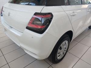 Suzuki Swift 1.2 GL - Image 22
