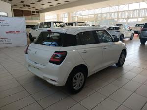 Suzuki Swift 1.2 GL - Image 2