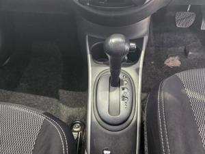 Nissan Almera 1.5 Acenta automatic - Image 10