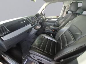 Volkswagen T6 Caravelle 2.0 Bitdi Highline DSG 4 Motion - Image 3
