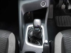 Nissan Magnite 1.0 Acenta AMT - Image 17