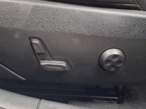 Mercedes-Benz C-Class C200 - Image 16