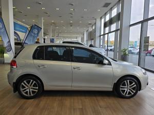 Volkswagen Golf 1.6TDI Comfortline auto - Image 3