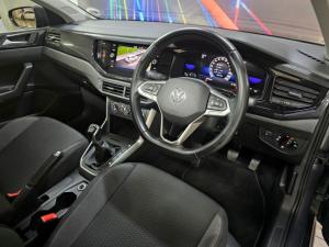 Volkswagen Polo hatch 1.0TSI Life manual - Image 6