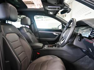 Volkswagen Touareg V6 TDI R-Line - Image 14