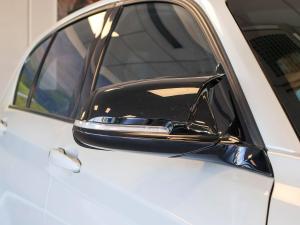 BMW 1 Series 118i 5-door Edition Sport Line Shadow auto - Image 7