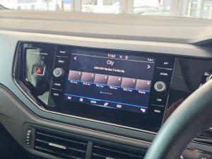 Volkswagen Polo hatch 1.0TSI R-Line - Image 17