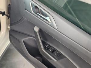 Volkswagen Polo hatch 1.0TSI R-Line - Image 20