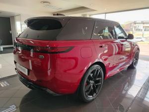 Land Rover Range Rover Sport D350 Autobiography - Image 23