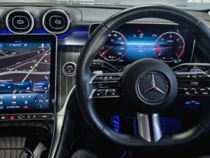 Mercedes-Benz GLC GLC300d 4Matic Avantgarde - Image 11