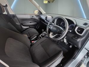 Hyundai Venue 1.2 Motion - Image 10