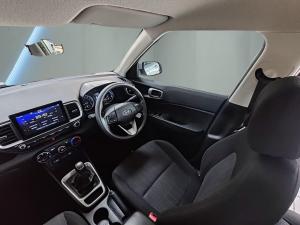 Hyundai Venue 1.2 Motion - Image 9