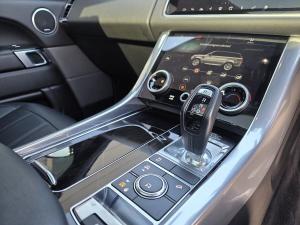 Land Rover Range Rover Sport SE SDV6 - Image 10
