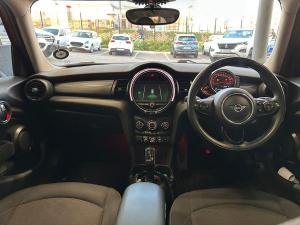 MINI Hatch Cooper Hatch 5-door - Image 12