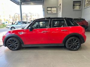 MINI Hatch Cooper Hatch 5-door - Image 4